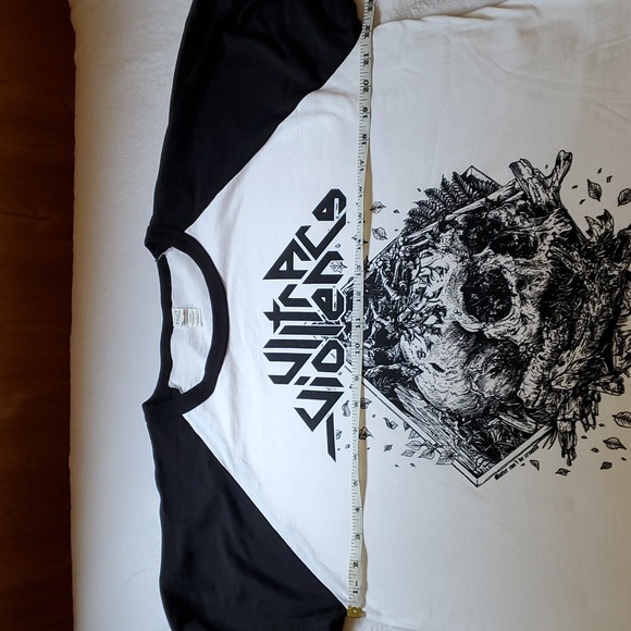 Ultra Violence Raglan shirt - Picture 4 of 6